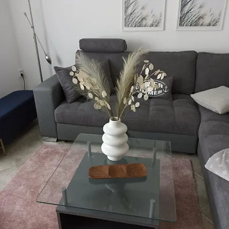 Oscar Apartment *